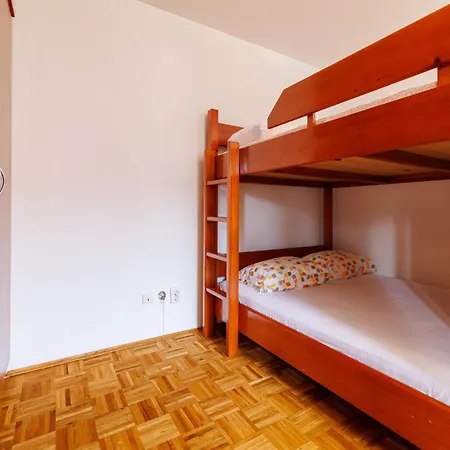 شقة Ivana تْسْغيكفانِتْسا