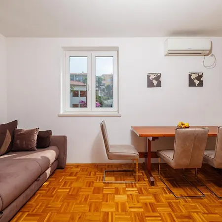 Ivana Appartement Crikvenica